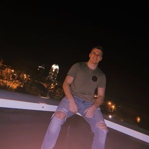 Meet your Posher, Deed